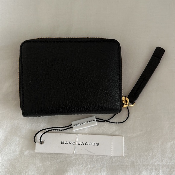 Marc Jacobs Wallet - Picture 4 of 5